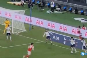 世界杯2026-逃过法眼哈弗茨飞铲罗梅罗却被穿裆，没刹住车铲翻身后斯宾塞